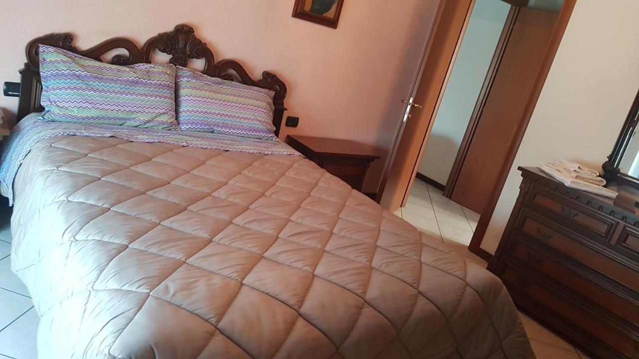 Apartamento Iris Cislago Exterior foto