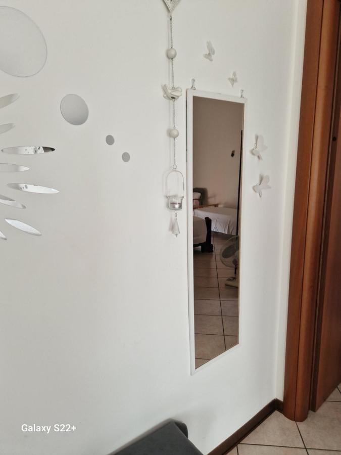 Apartamento Iris Cislago Exterior foto
